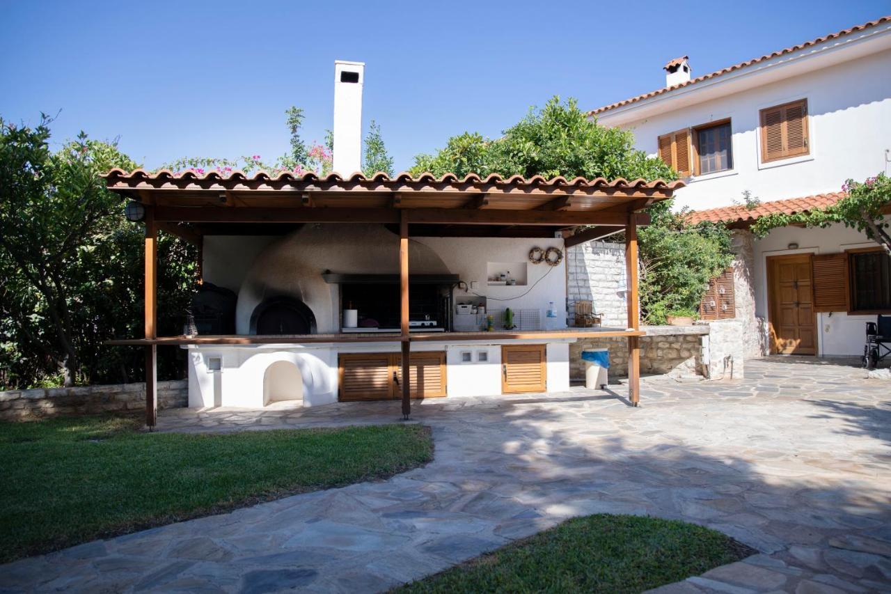 Villa Seaside Haven Kineta Exterior foto